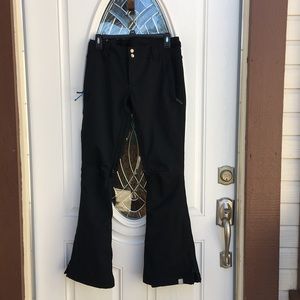 Roxy snowboarding pants 🏂